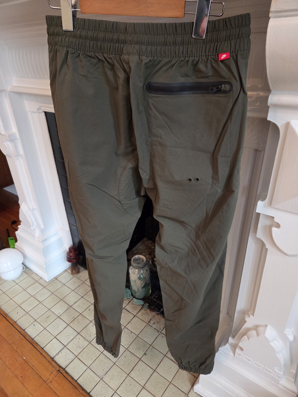 NIKE Tech Woven V442 jogger pants - Medium Men's Olive